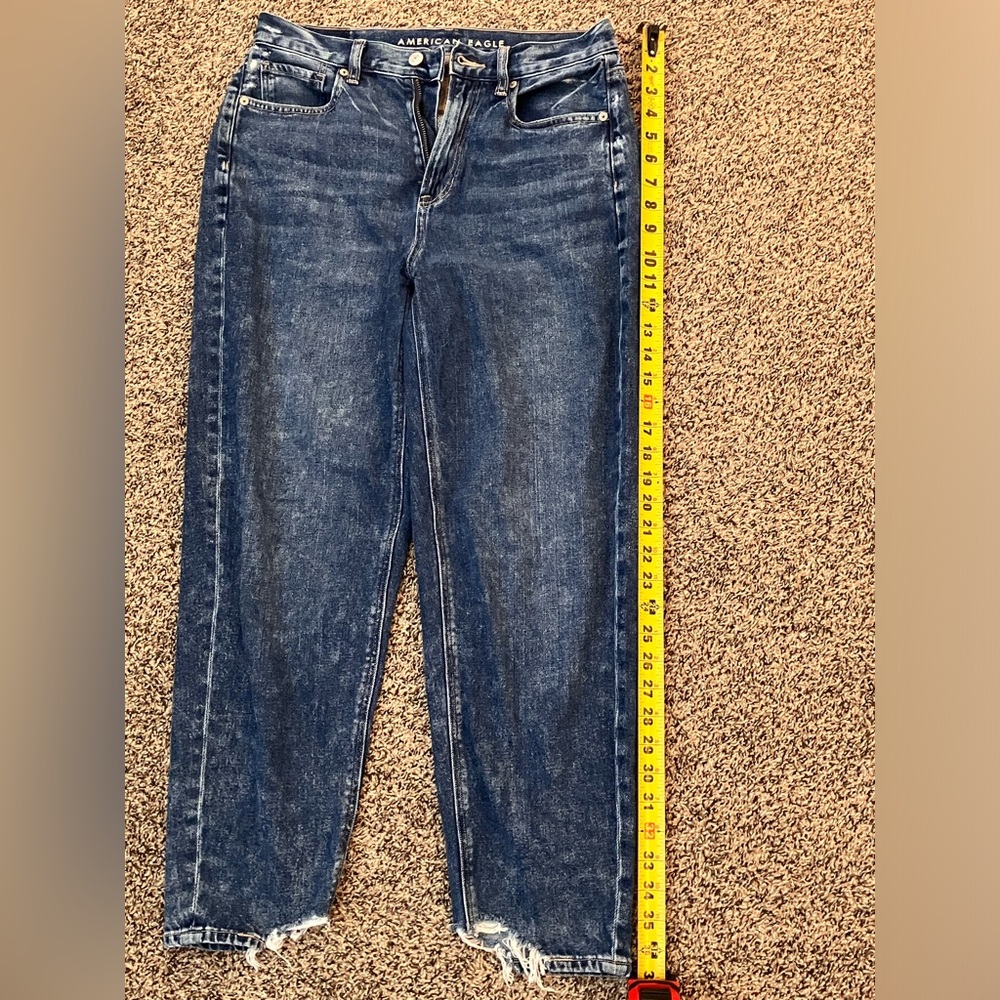American Eagle Relaxed Mom Jean
